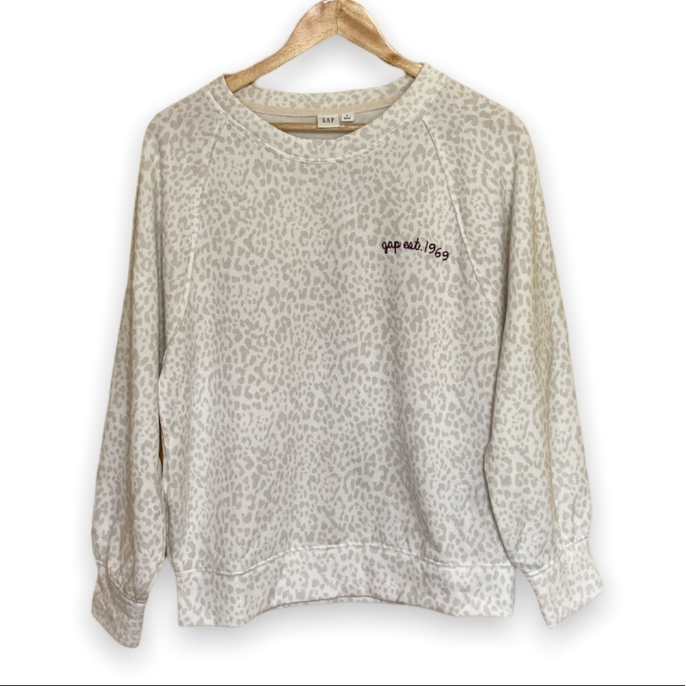 𝅺NWT Women’s Gap Leopard Print Crewneck Sweatshirt Pullover Cream Sweater Size S